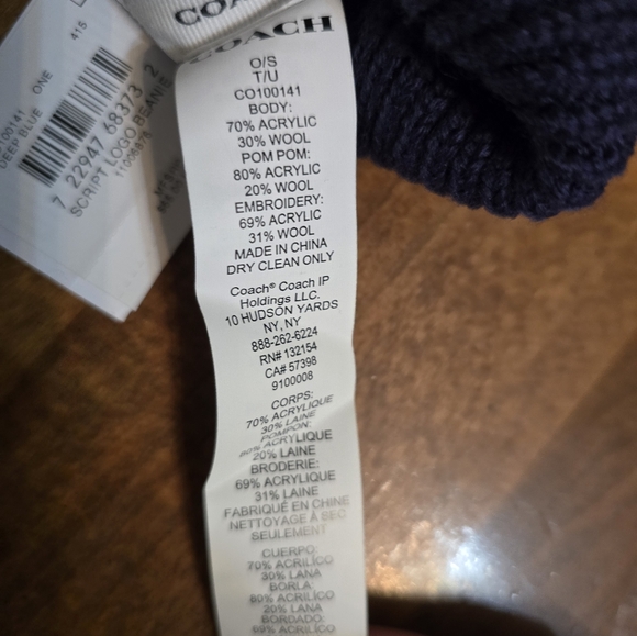 Coach Beanie - Picture 4 of 5